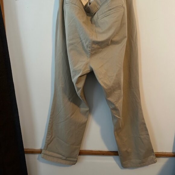St. John's Bay Khaki Girlfriend Biscotti Mid-rise Chino pants, siz 18W - Picture 2 of 5